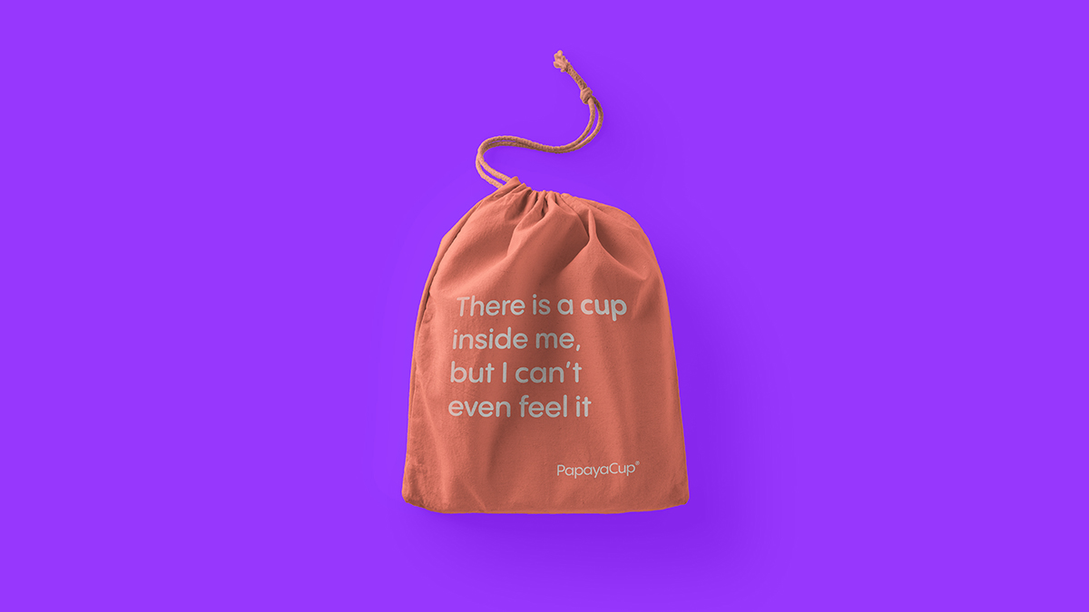 https://achos-media.s3.eu-west-3.amazonaws.com/papaya/PAPAYA_CUP_BAG_CUP3_2 copia.jpg